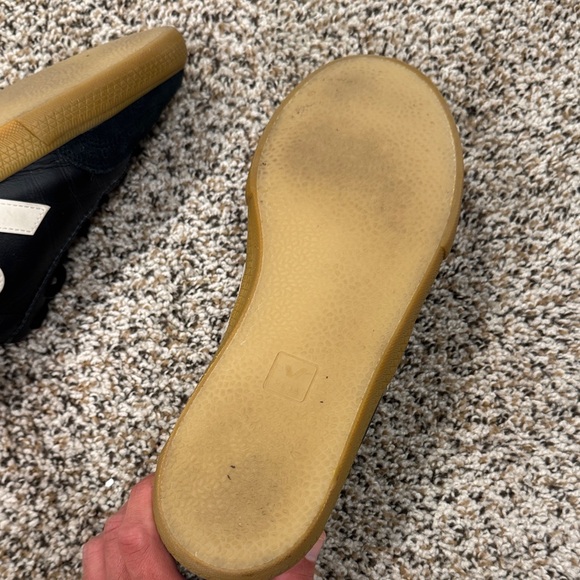 Veja Black and Cream Men's Sneakers - Picture 4 of 6